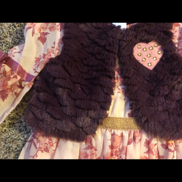 A floral dress! - Picture 2 of 5